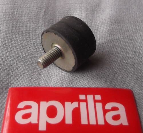 Aprilia Exhaust Mounting Silentbloc Rubber / Metal Bush 6mm AP8201121