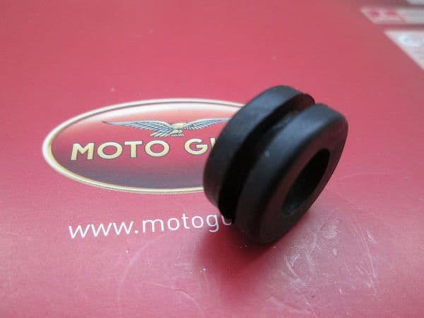 Genuine Moto Guzzi California Rubber Grommet Panel Mounting Spacer GU91551010