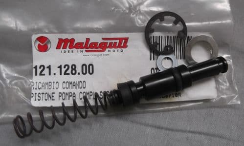Malagut F10 F12 F15 Master Cylinder Repair 11mm Piston & Seal Kit 121.128.00