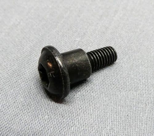Peugeot Flanged Shouldered Panel Screw M5x0.8x9mm PE769364