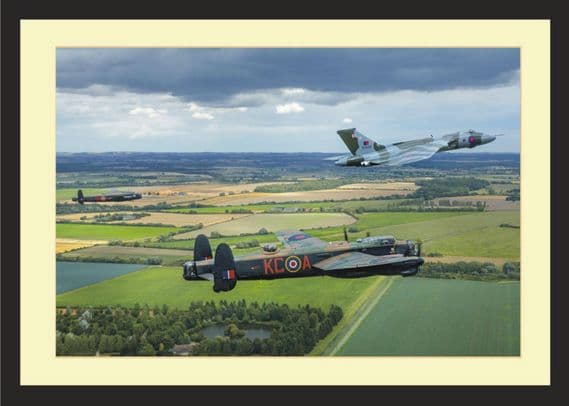 XH558 : Deluxe Framed Print - Picture E 