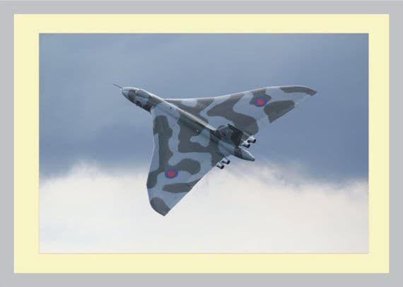 XH558 : Deluxe Framed Print - Picture F 